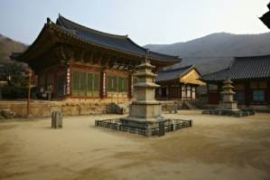 UNESCO lists Korean mountain Buddhist temples as World Heritage sites.jpg