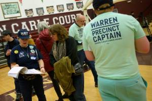 Confusion as delays mar Iowa White House contest.jpg