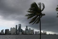 Threat to Florida eases as Isaias slated to remain tropical storm.jpg