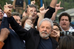 Brazil judge clears ex-leader Lula to run again in 2022.jpg