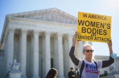 US Supreme Court leans towards blocking Texas abortion law.jpg