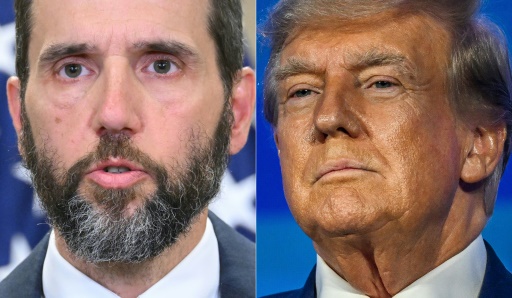 Trump faces fresh charges in documents case as legal woes grow