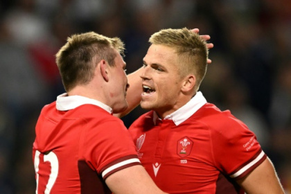 Wales blow away Wallabies to reach World Cup last eight, Scots win.jpg
