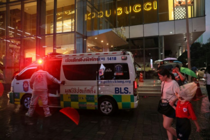 Deadly Thai mall shooting reignites gun control questions.jpg