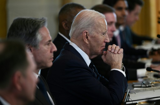 Biden sends Ukraine aid as Poles warn of Russia threat