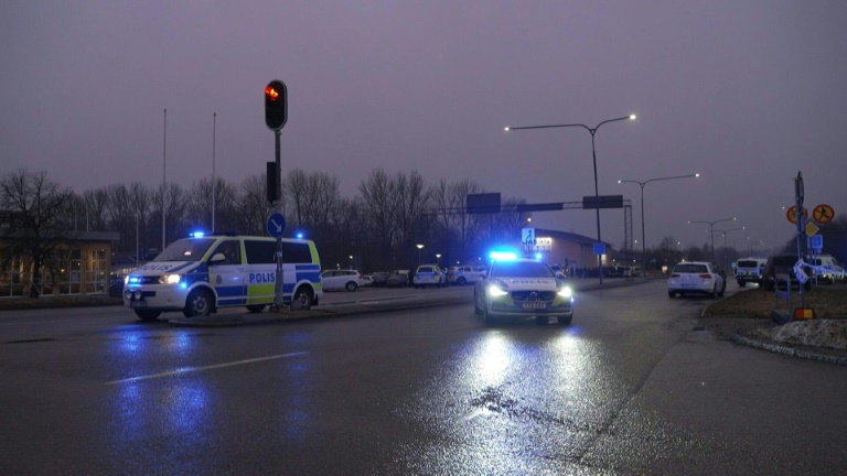 'Around 10' dead, including gunman, in Sweden's worst mass shooting
