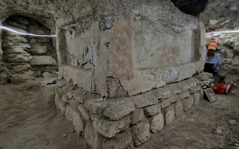 Teotihuacan altar found at Guatemala Maya site