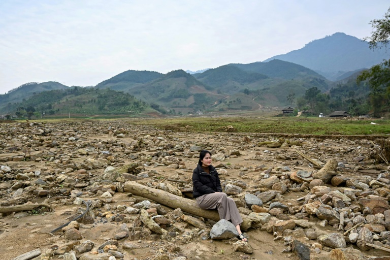 Vietnam village starts over with climate defences after landslide
