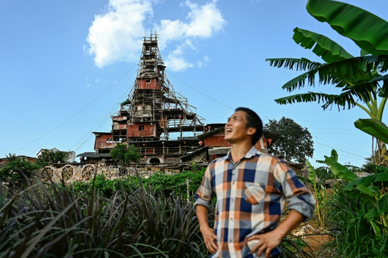 Chinese man defies demolition orders to build madcap rural home