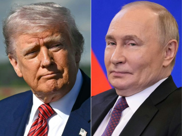 US President Donald Trump (L) has grown increasingly frustrated with his Russian counterpart Vladimir Putin over Ukraine - SAUL LOEB, Pavel Bednyakov (AFP)
