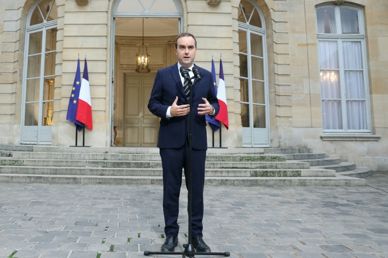 France's new PM resigns after less than month in office
