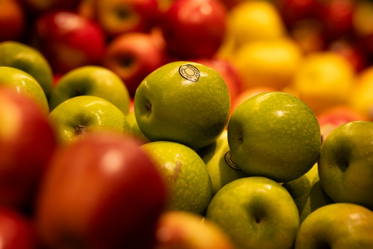 Journal retracts study linking apple cider vinegar to weight loss