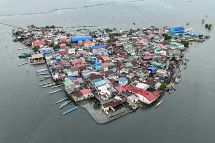 Manila Bay is swallowing the Philippines' Pugad Island, where land subsidence is being exacerbated by rising sea levels - Ted ALJIBE (AFP)