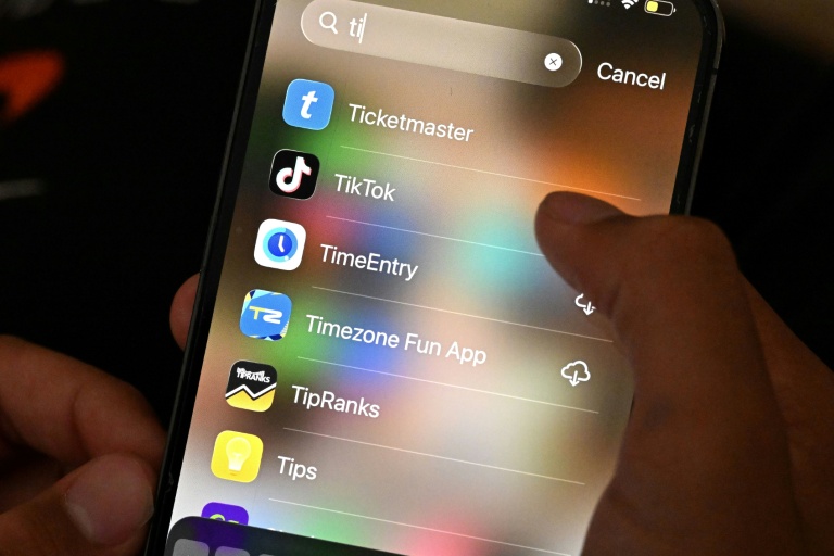 Australia bans under-16s from social media in world-first crackdown