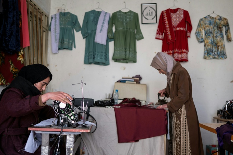 Afghan woman's boutique brightens Bamiyan