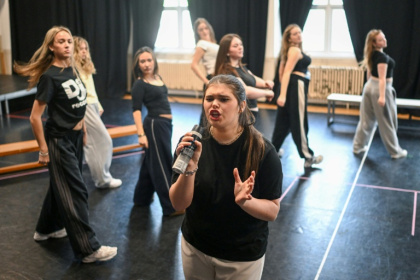 Musical theatre students rehearse the play 'Six' in a rehearsal room at The BRIT School in Croydon, south London, a state-funded school which has trained such stars Adele and Raye - Justin TALLIS (AFP)
