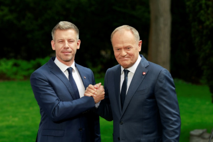 Polish PM Donald Tusk (R) and new Hungarian counterpart Peter Magyar hope to turn the page on years of bad blood under Magyar's predecessor, Viktor Orban - Wojtek RADWANSKI (AFP)