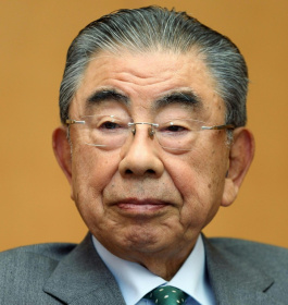 Former chairman of Seven & i Holdings Toshifumi Suzuki is known for opening the first 7-Eleven store in Japan in 1974 and growing the business into the world's largest convenience store chain - Photographe inconnu (AFP)