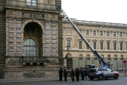 The theft at the Louvre museum sent shockwaves around the world - Dimitar DILKOFF (AFP)