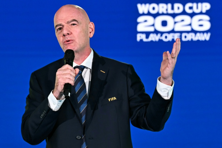 FIFA back Infantino, apologise for World Cup privatisation plan