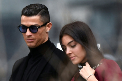 Cristiano Ronaldo and Georgina Rodriguez in Madrid on January 22, 2019 - FAYEZ NURELDINE (AFP)